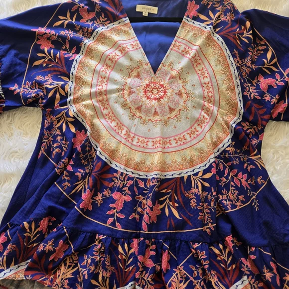 Anthropologie Blue and Pink Floral Tunic - Picture 4 of 13